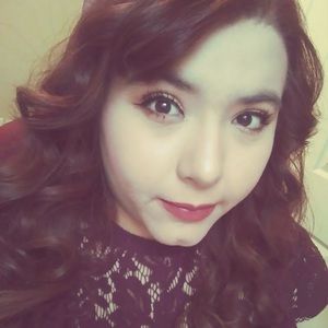 Meet your Posher, Petra